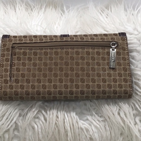 🌼3/$13🌼 BUNDLE DEAL! Nine & Co Brown Checker Print Canvas Wallet - Picture 3 of 7